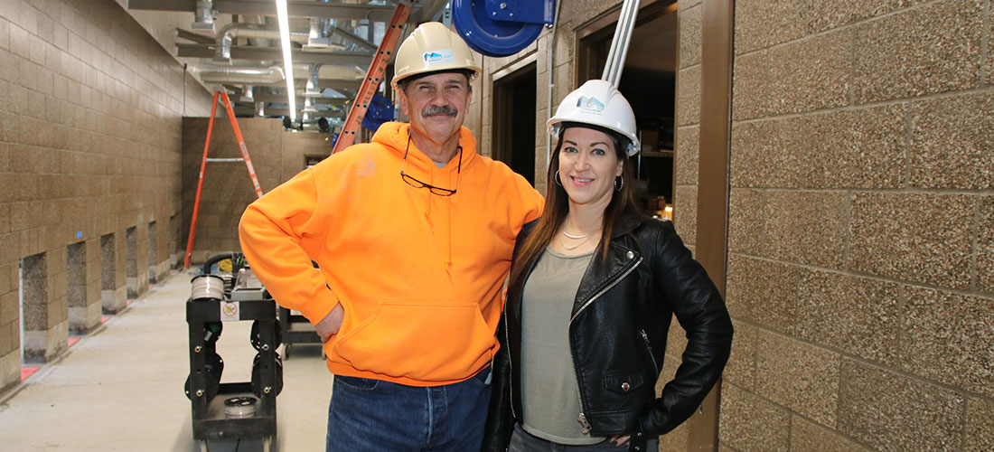 Photo of McKenzie Commercial Superintendent Alan Reynolds and Marketing Manager Jennifer Thomas